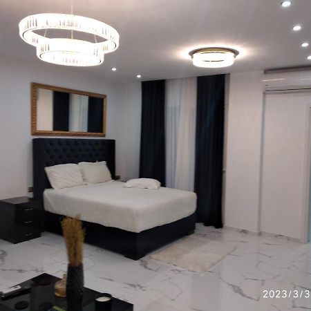 Despina'S Palace Apt Downtown 伊拉克利翁 外观 照片