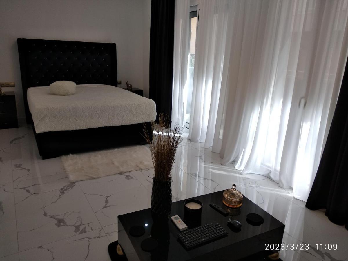 Despina'S Palace Apt Downtown 伊拉克利翁 外观 照片