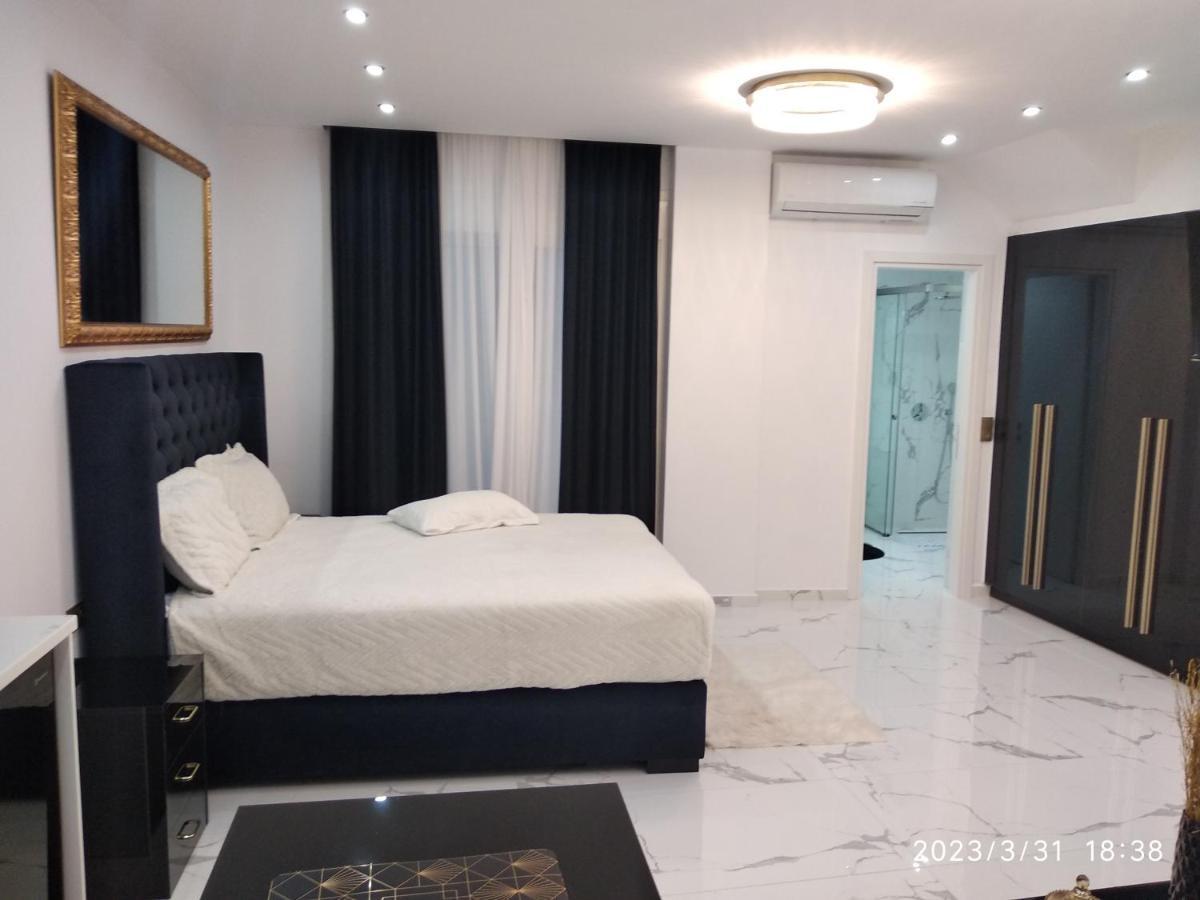 Despina'S Palace Apt Downtown 伊拉克利翁 外观 照片