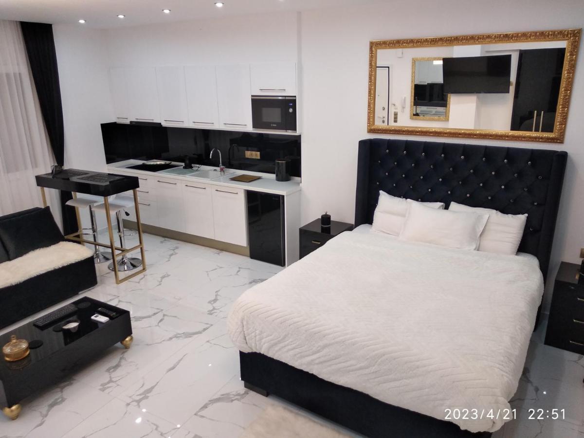 Despina'S Palace Apt Downtown 伊拉克利翁 外观 照片